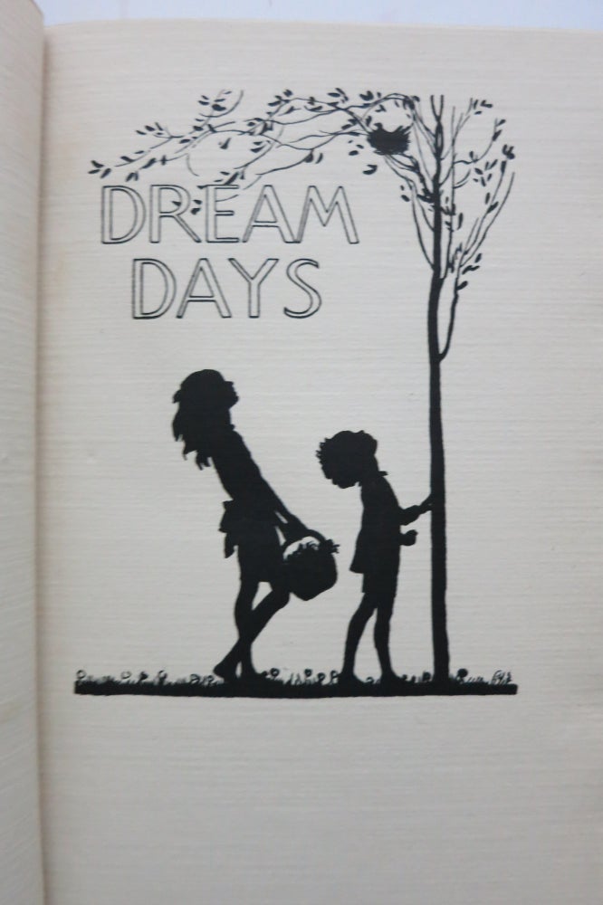 Item #22045 DREAM DAYS. Kenneth Grahame.