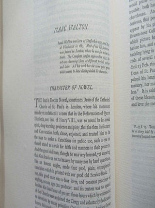 SPECIMENS OF ENGLISH PROSE STYLE FROM MALORY TO MACAULAY.